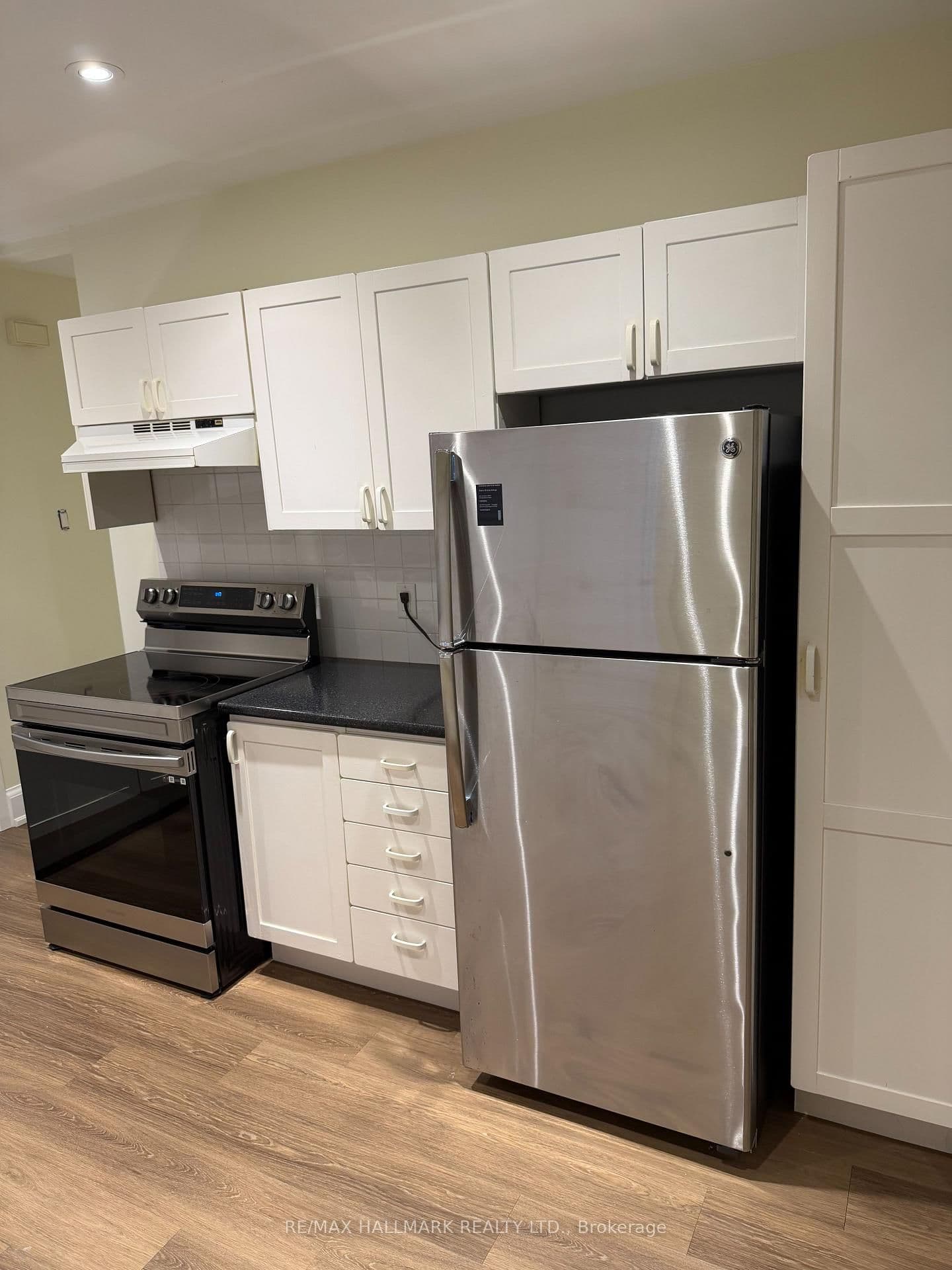 37 Lola Road, Unit Main Fl thumbnail 5