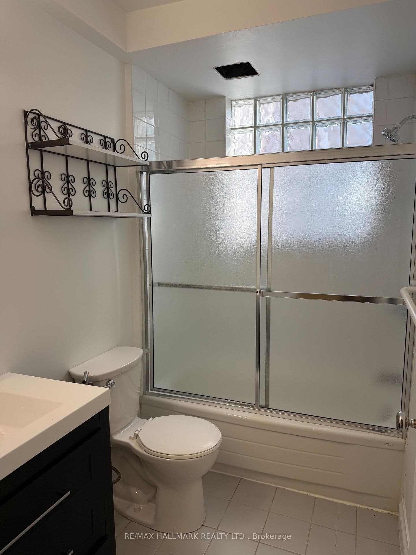 37 Lola Road, Unit Main Fl thumbnail 9