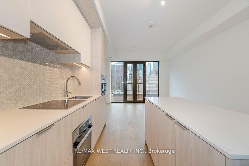123 Portland Street, Unit 403 thumbnail 14