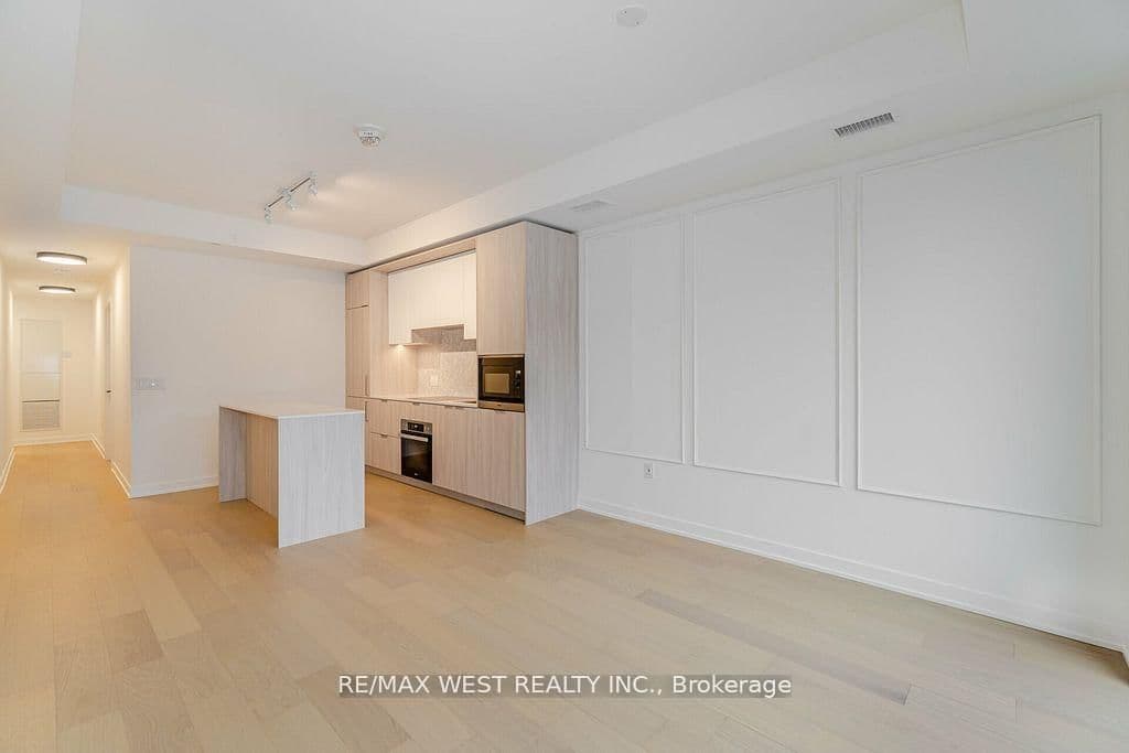 123 Portland Street, Unit 403 thumbnail 18