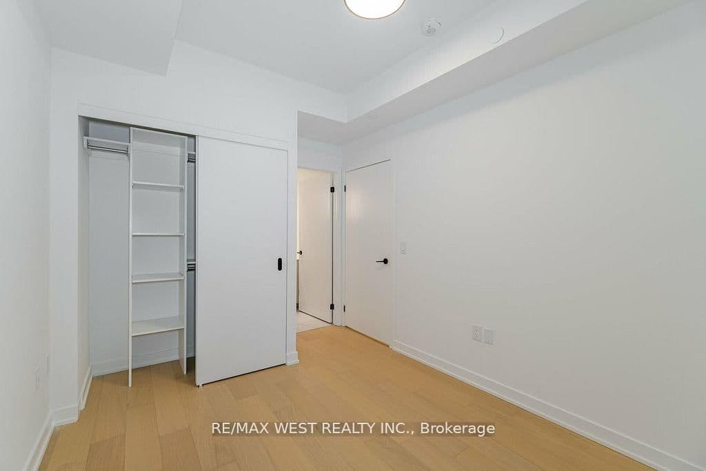 123 Portland Street, Unit 403 thumbnail 22
