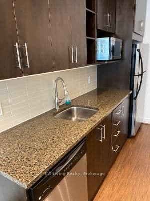 112 George Street, Unit Th102 thumbnail 4