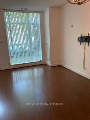 112 George Street, Unit Th102 thumbnail 5