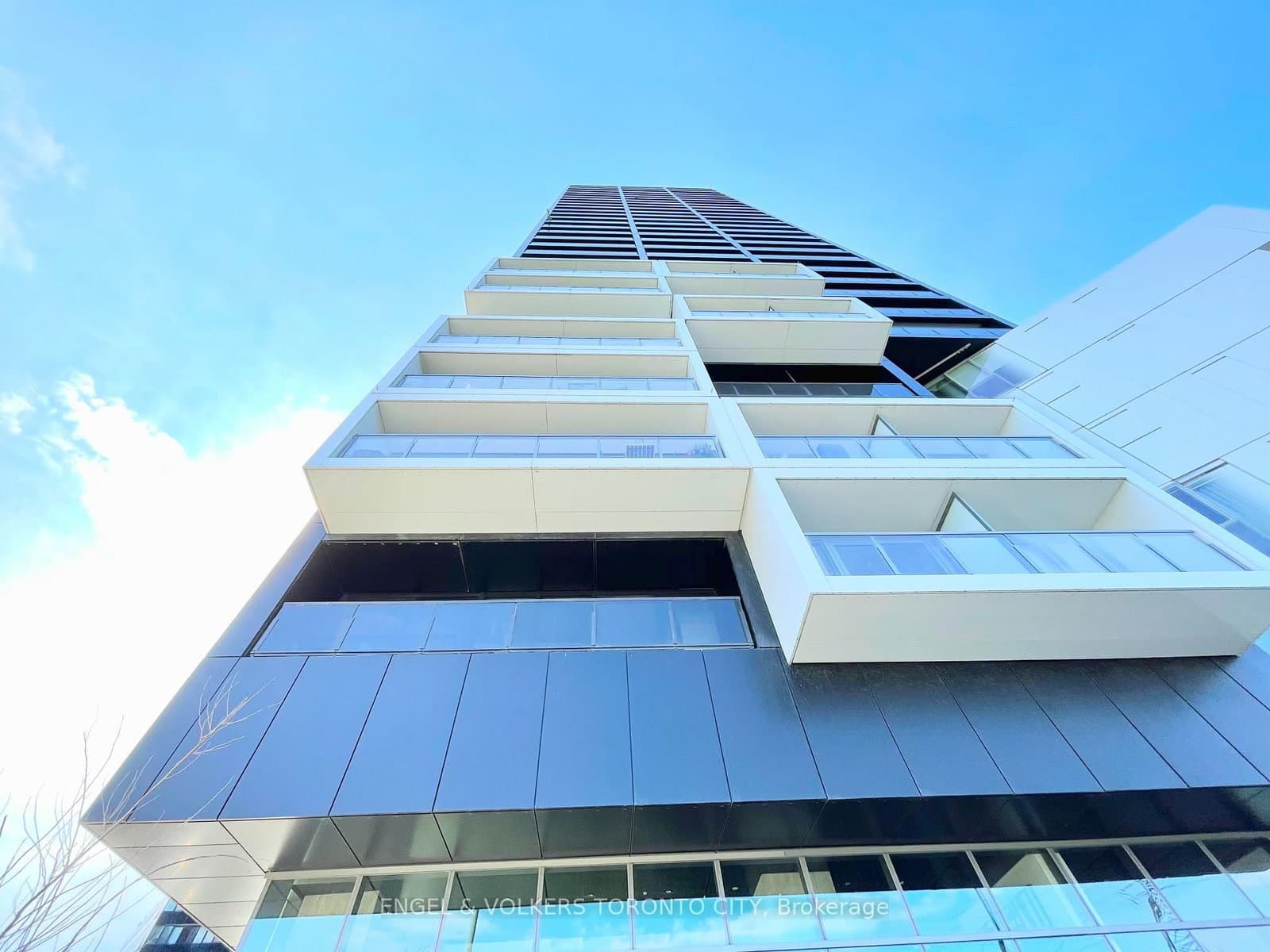 170 Bayview Avenue, Unit 1004 thumbnail 18