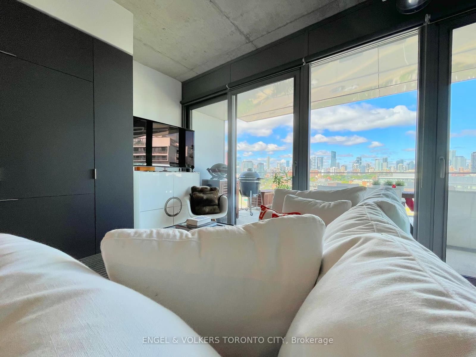 170 Bayview Avenue, Unit 1004 thumbnail 22