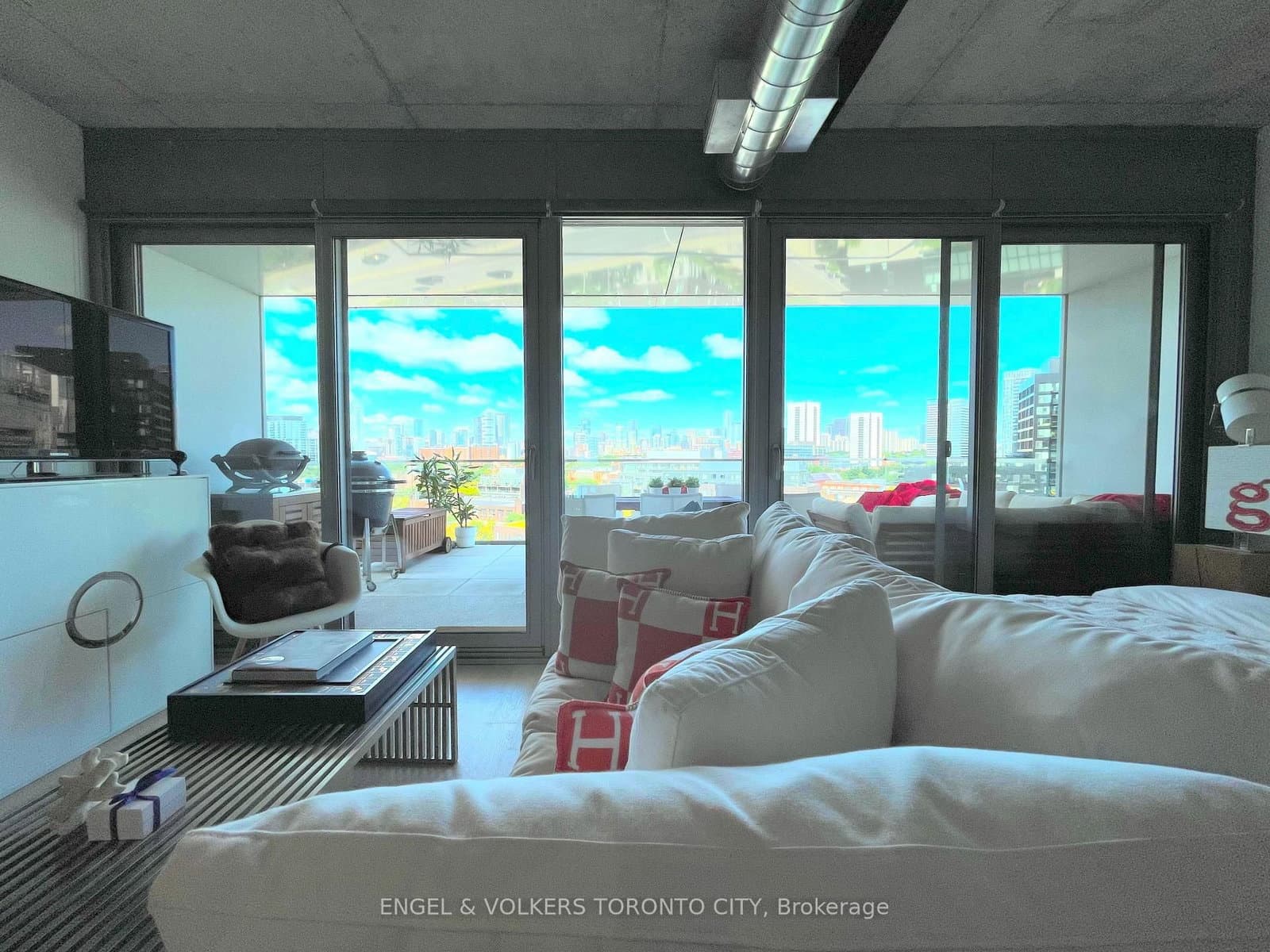 170 Bayview Avenue, Unit 1004 thumbnail 8