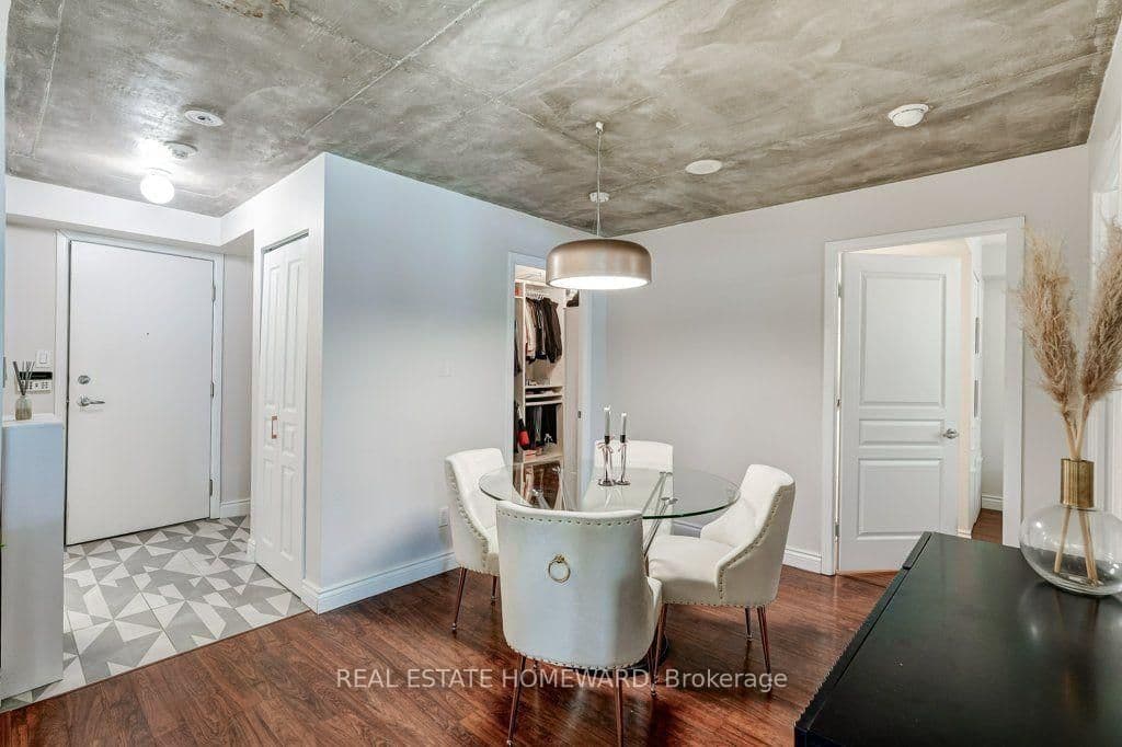 323 E Richmond Street, Unit 1009 thumbnail 17