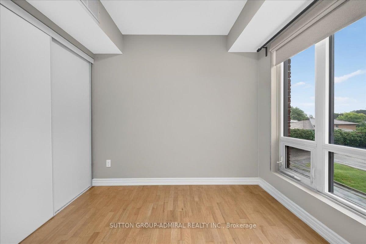 2 Maxwell Street, Unit 202 thumbnail 12