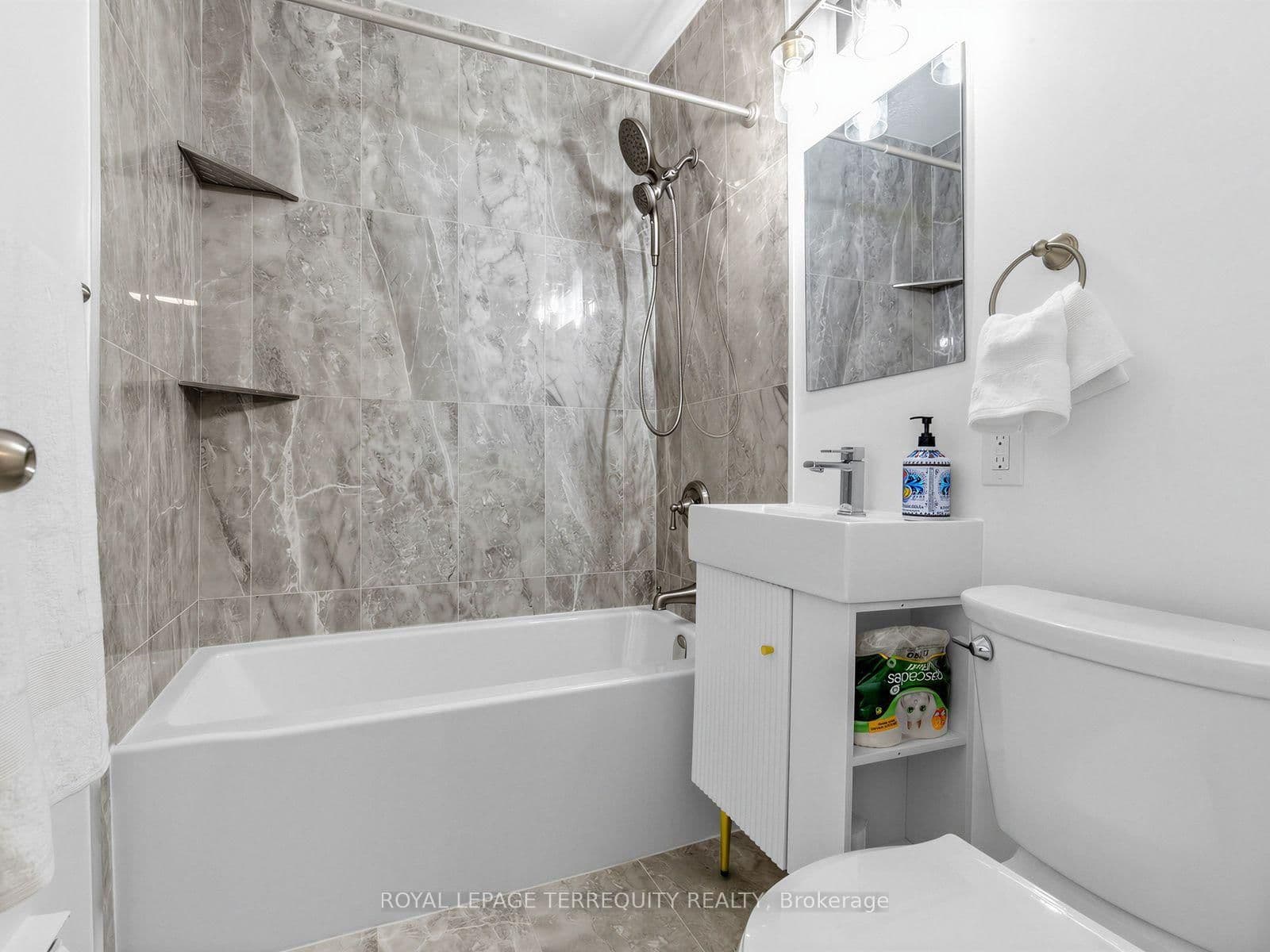 8 Kingsbridge Court, Unit 404 thumbnail 20