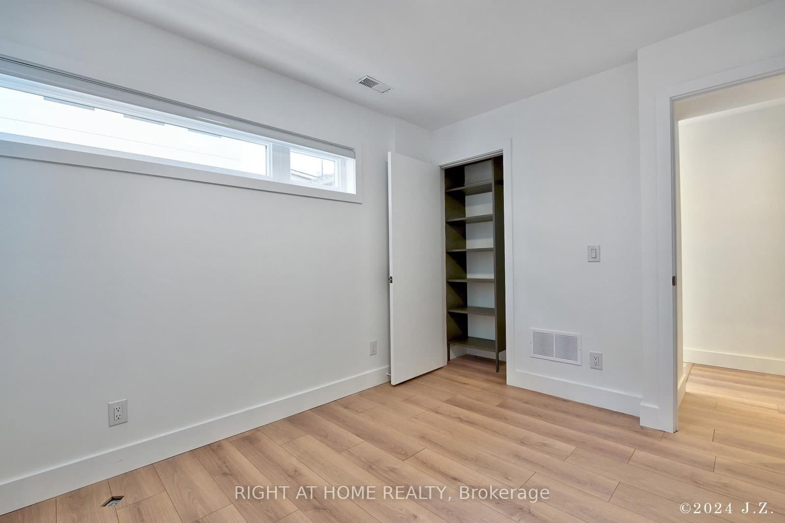 50A Lanark Avenue, Unit CoachHs thumbnail 3