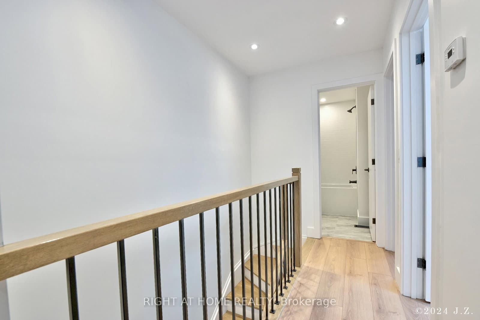 50A Lanark Avenue, Unit CoachHs thumbnail 4