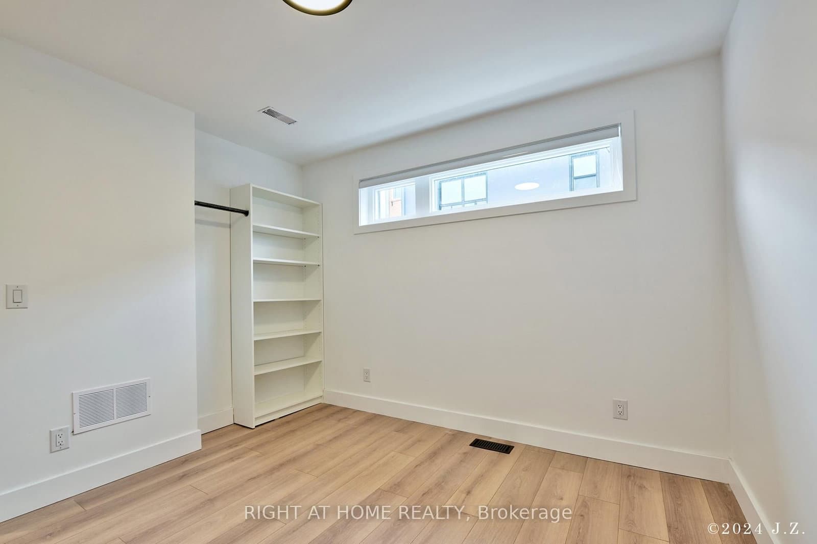 50A Lanark Avenue, Unit CoachHs thumbnail 7