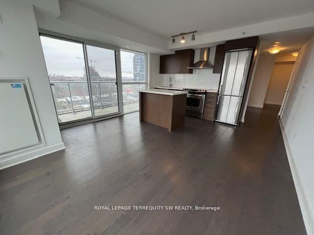 58 Orchard View Boulevard, Unit 902 thumbnail 2