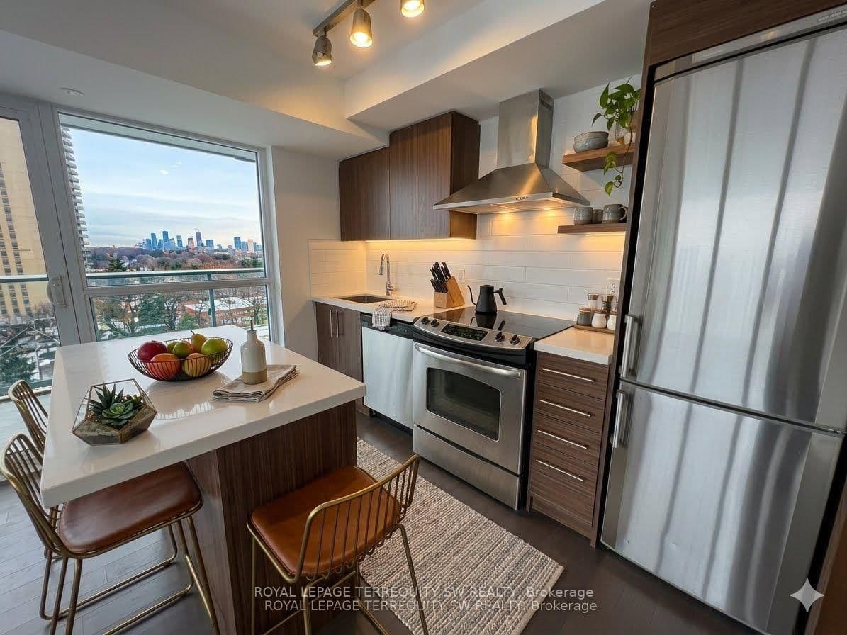 58 Orchard View Boulevard, Unit 902 thumbnail 3