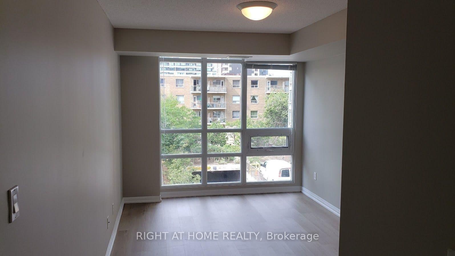 900 Mount Pleasant Road, Unit 327 thumbnail 15