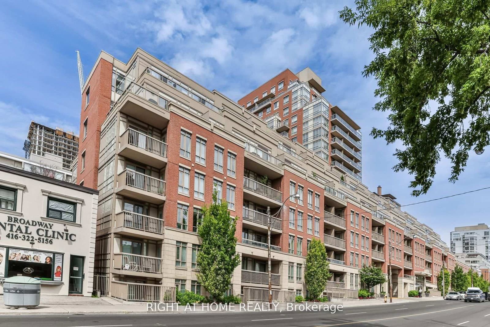 900 Mount Pleasant Road, Unit 327 thumbnail 2