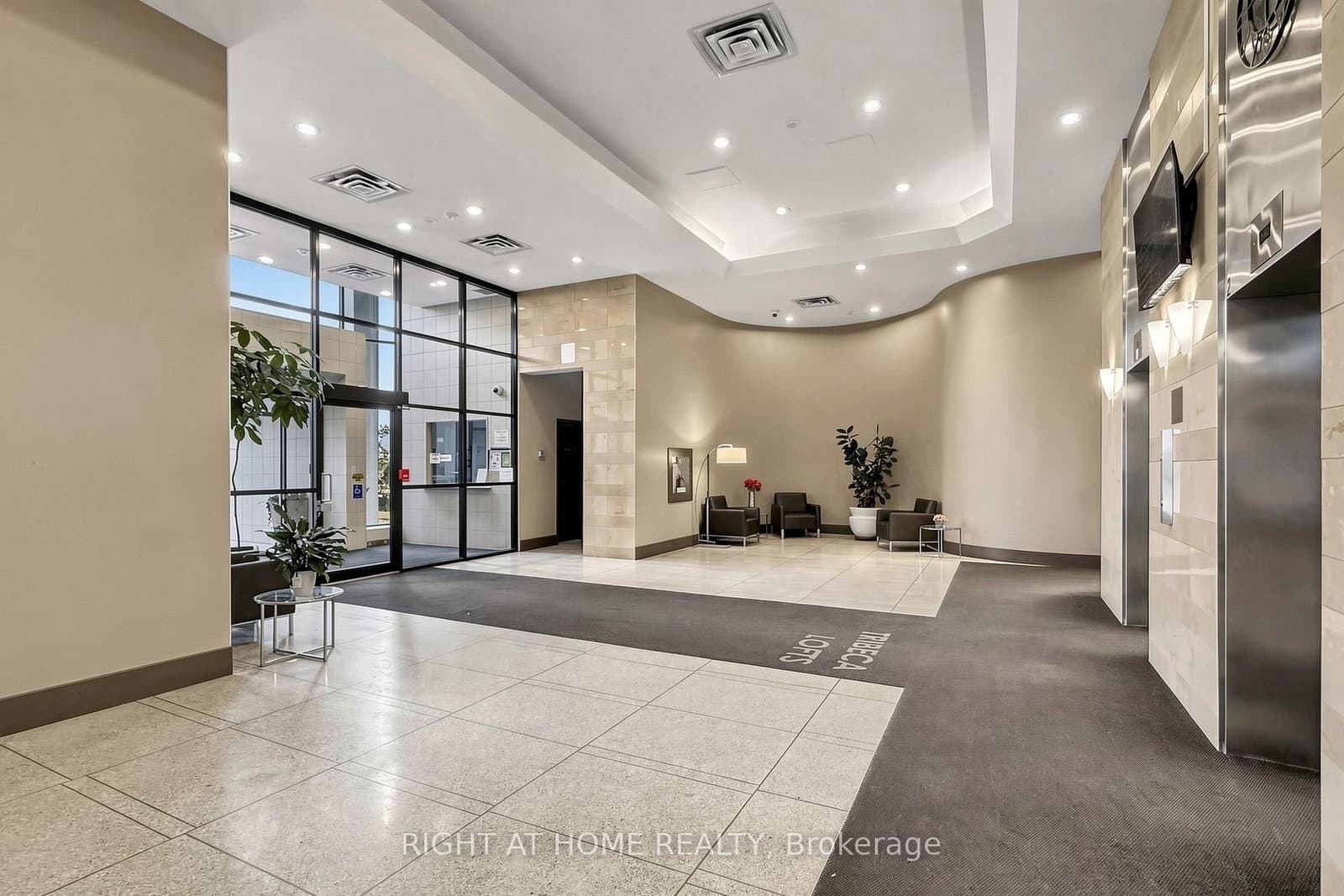 797 Don Mills Road, Unit 1104 thumbnail 3