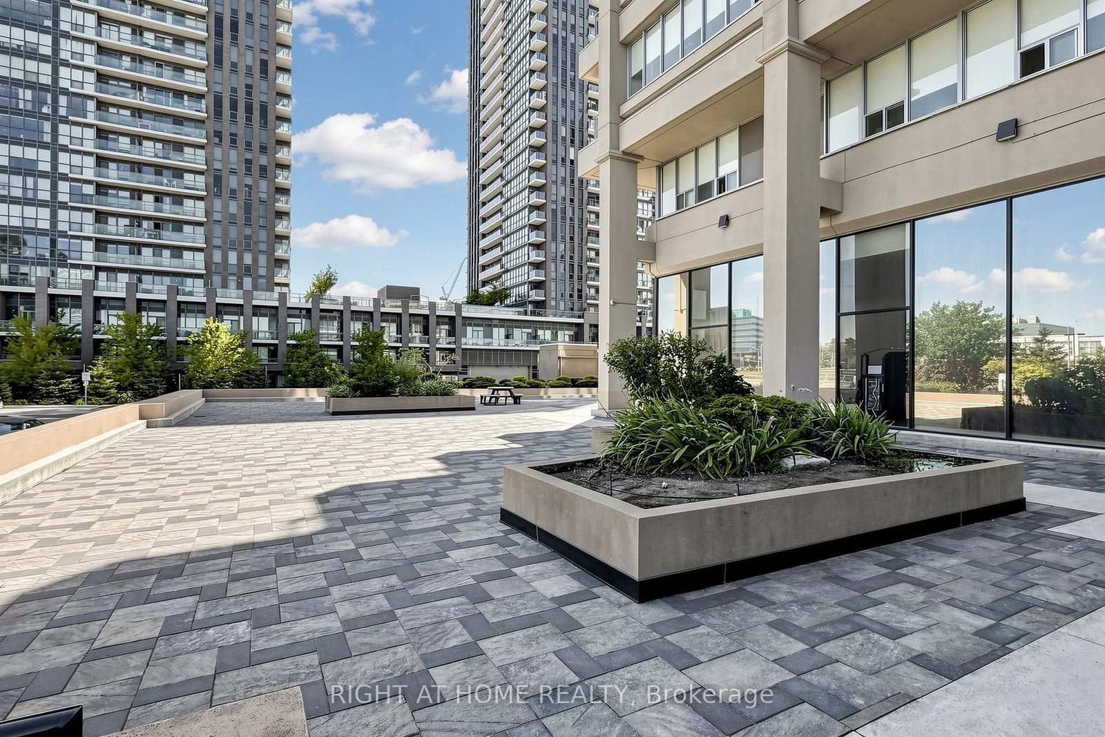 797 Don Mills Road, Unit 1104 thumbnail 31