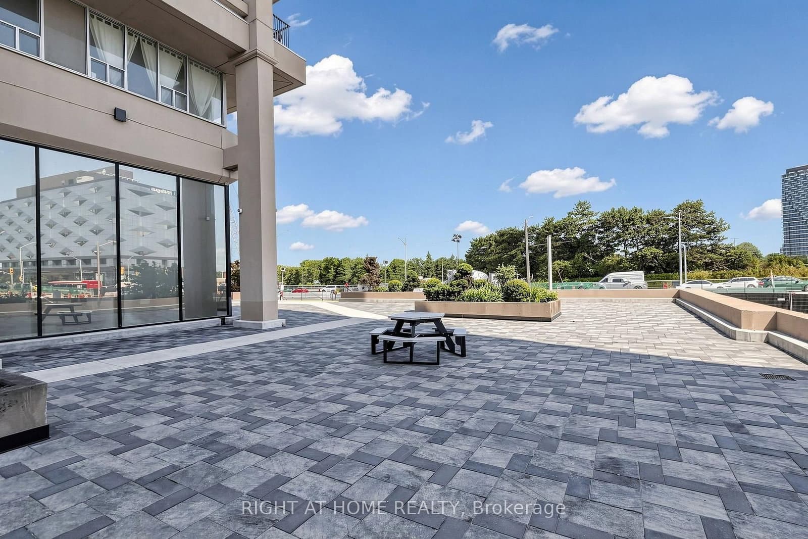 797 Don Mills Road, Unit 1104 thumbnail 32