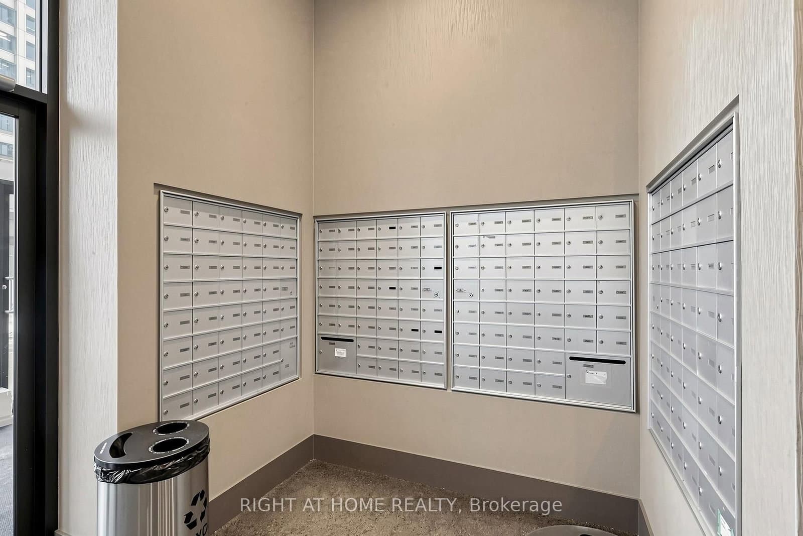 797 Don Mills Road, Unit 1104 thumbnail 38