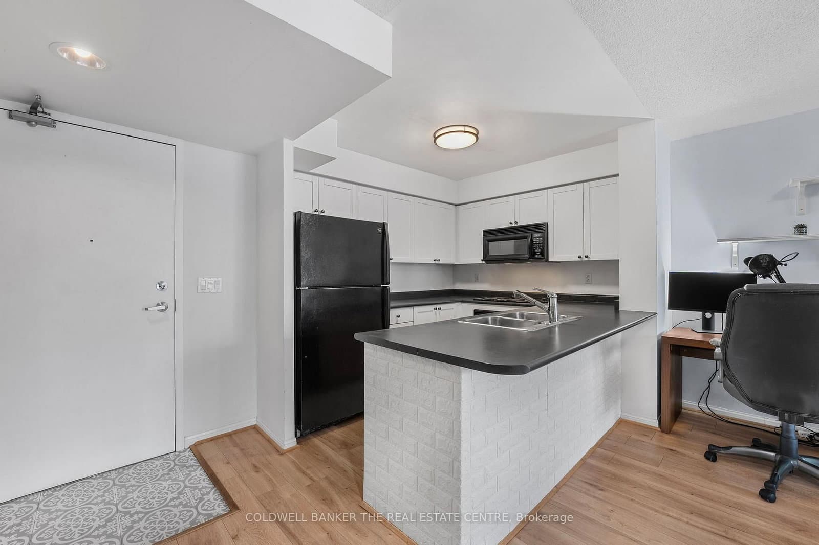 311 Richmond Street E, Unit 704 thumbnail 4