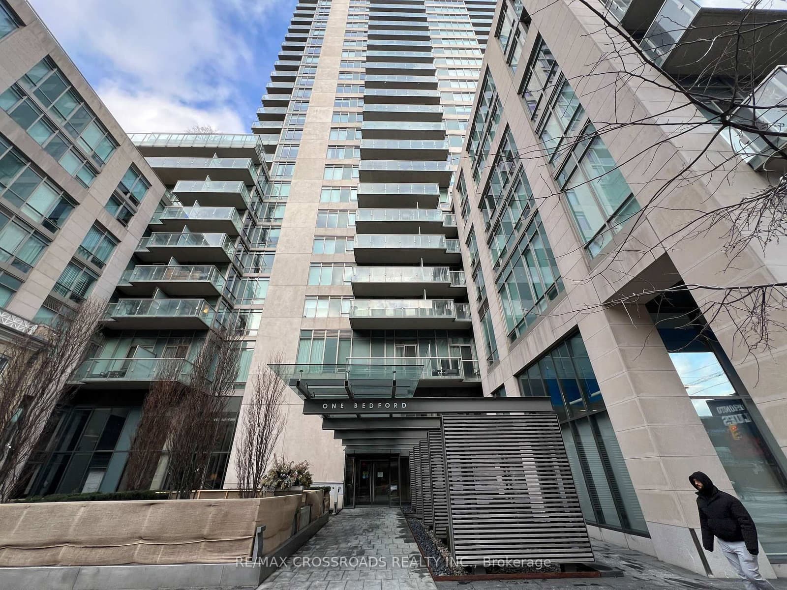 1 Bedford Road, Unit 3003 thumbnail 2