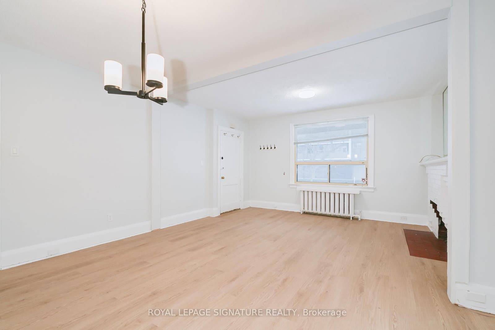 27 Hillsboro Avenue, Unit Unit 2 thumbnail 3
