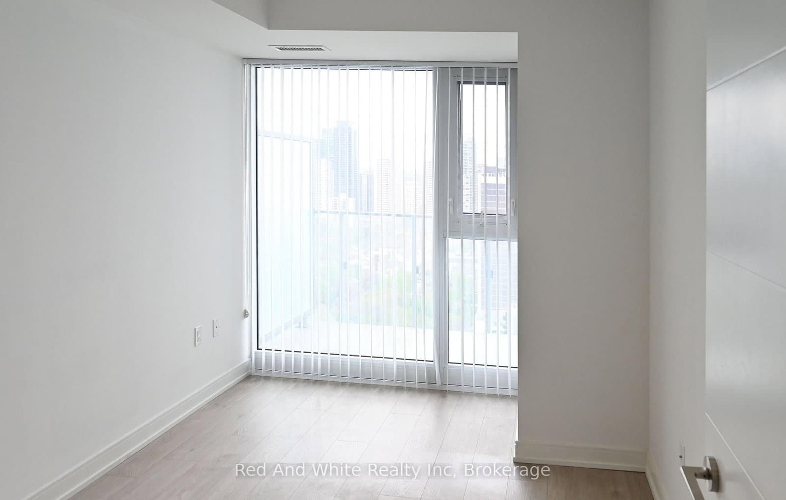50 Wellesley Street E, Unit 3207 thumbnail 16