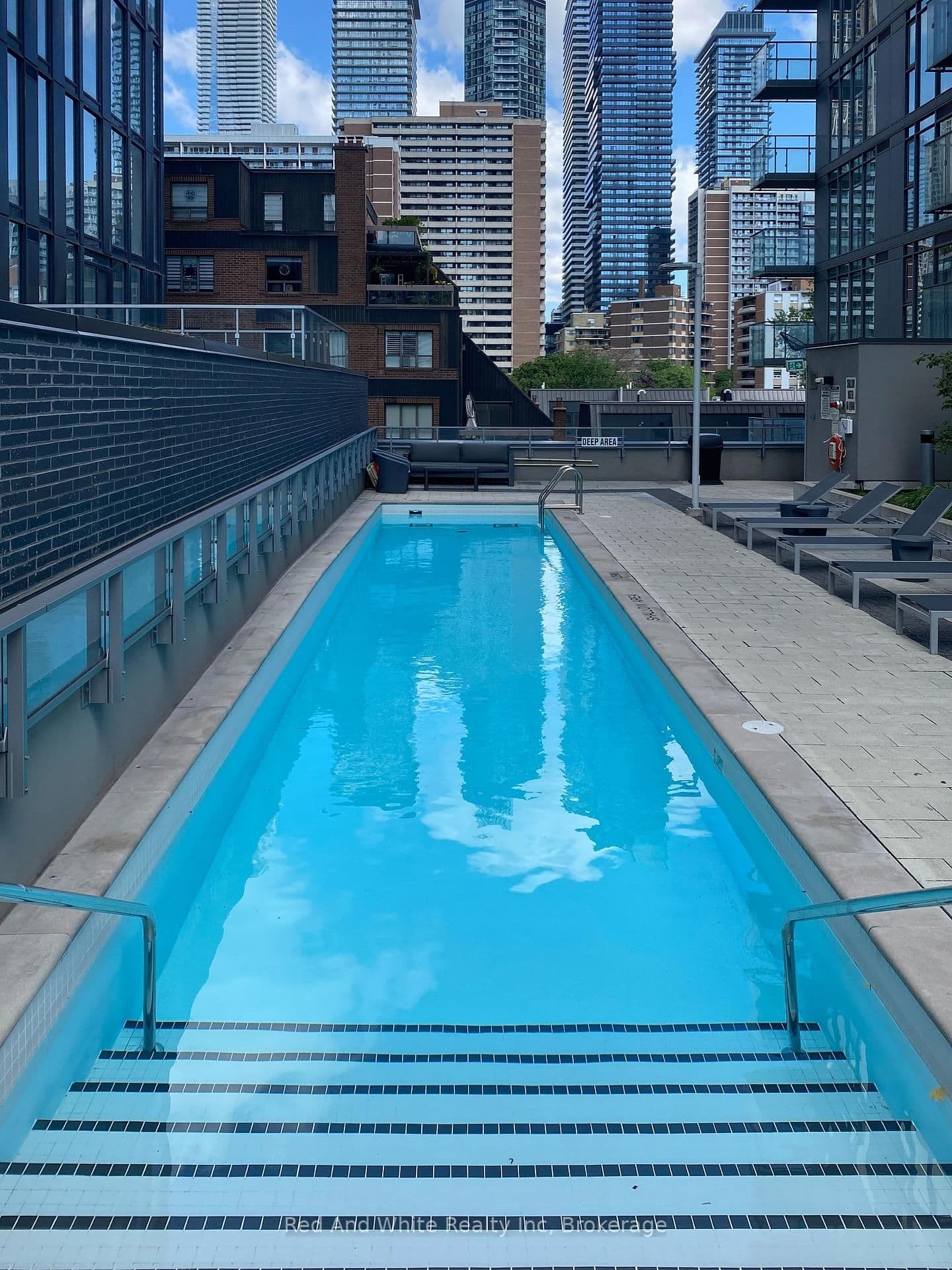 50 Wellesley Street E, Unit 3207 thumbnail 6