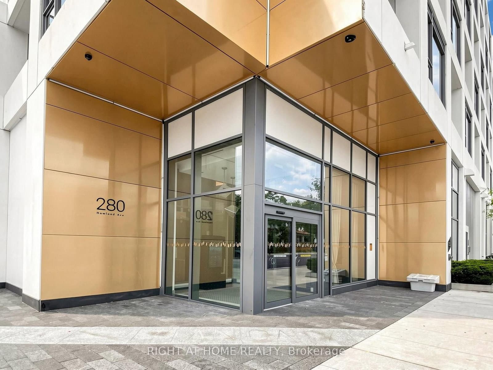 280 Howland Avenue, Unit 615 thumbnail 2