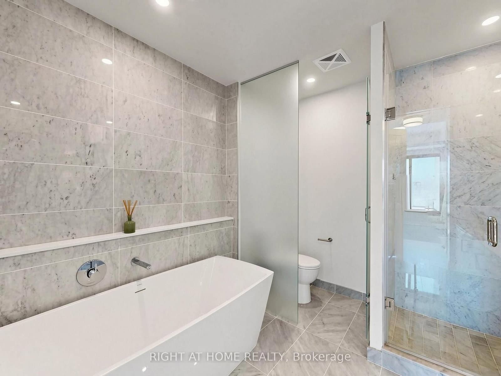 280 Howland Avenue, Unit 615 thumbnail 29