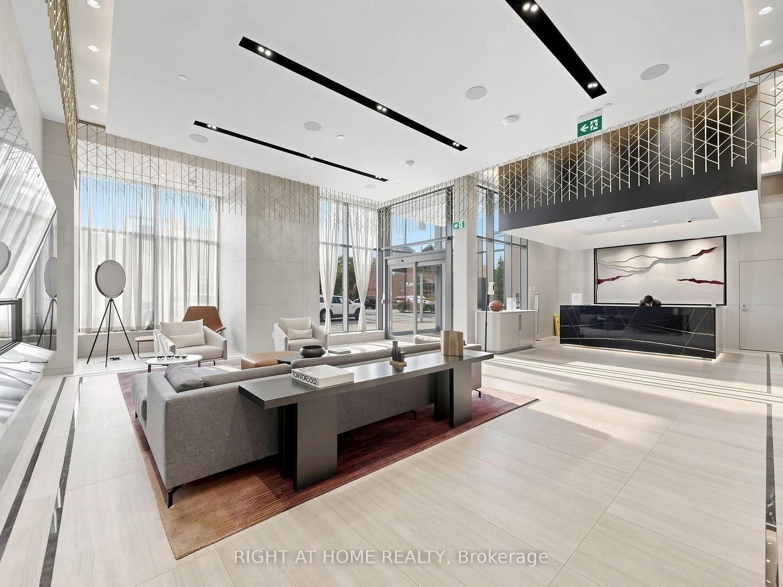 280 Howland Avenue, Unit 615 thumbnail 3