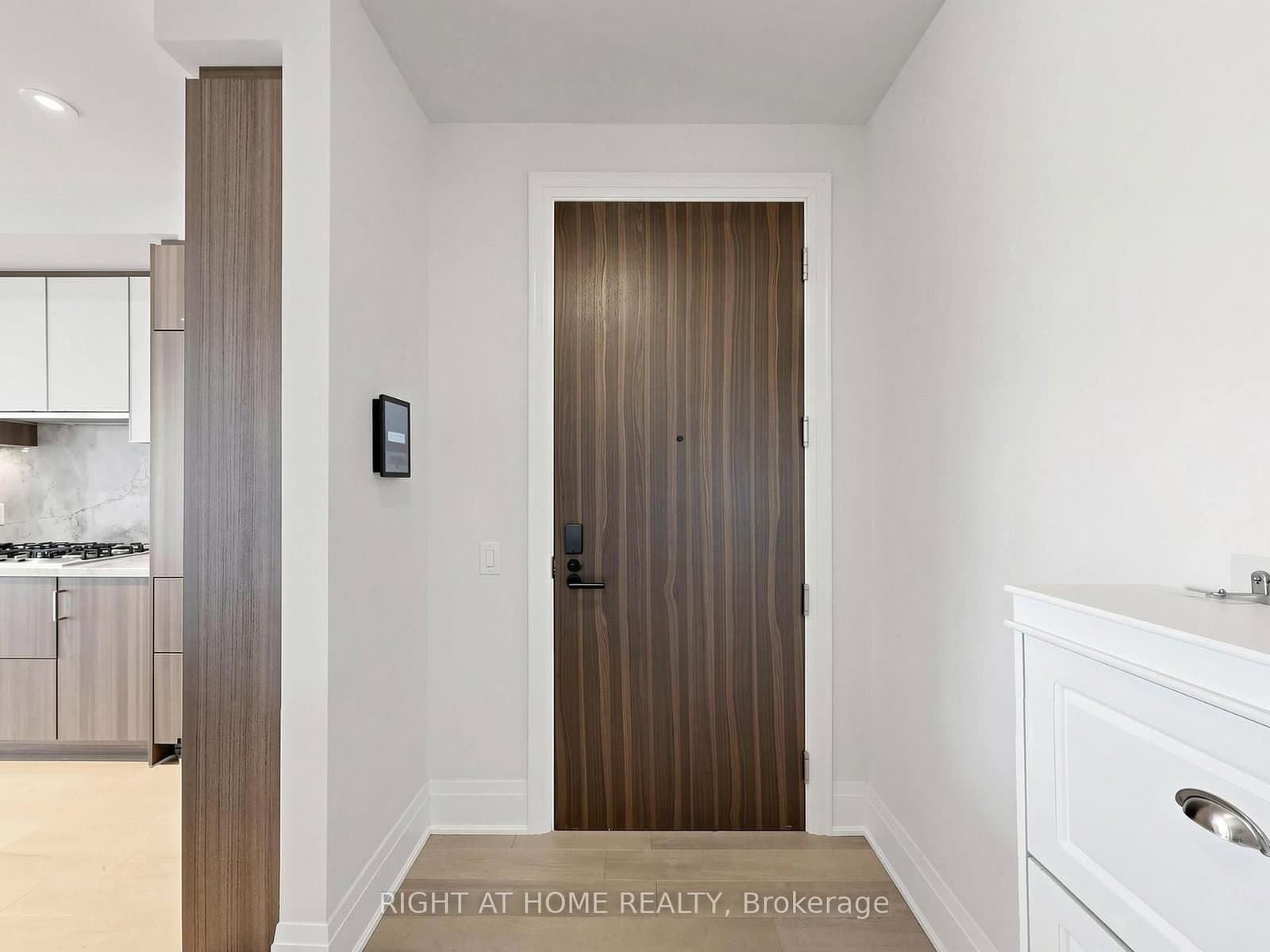 280 Howland Avenue, Unit 615 thumbnail 6