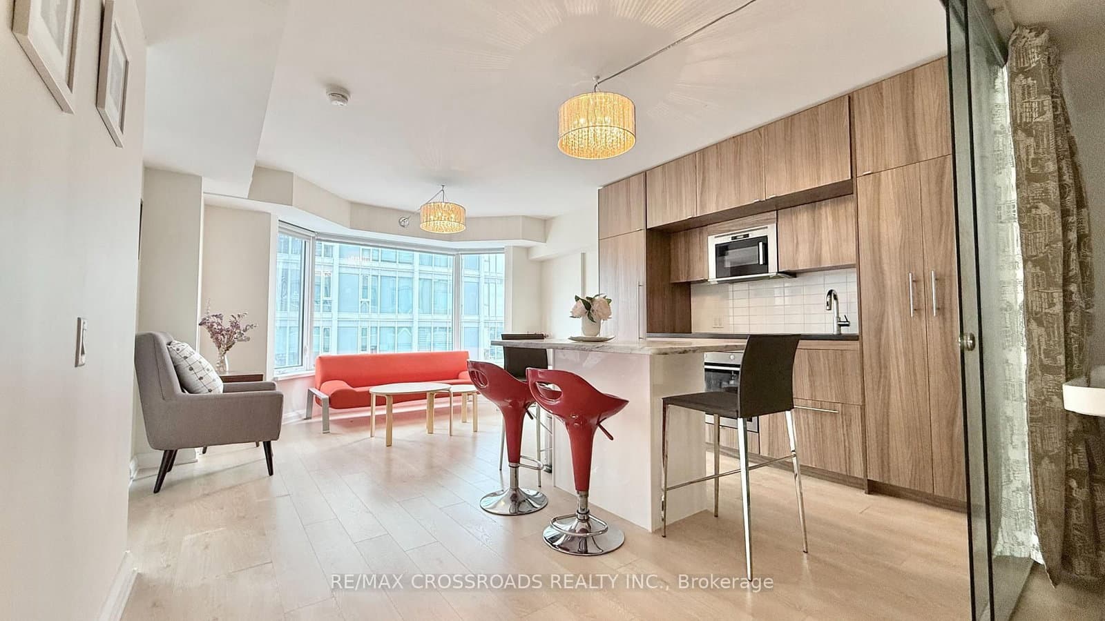 155 Yorkville Avenue, Unit 2108 thumbnail 4