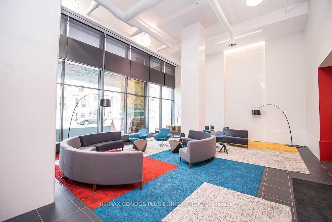 21 Widmer Street, Unit 2912 thumbnail 2