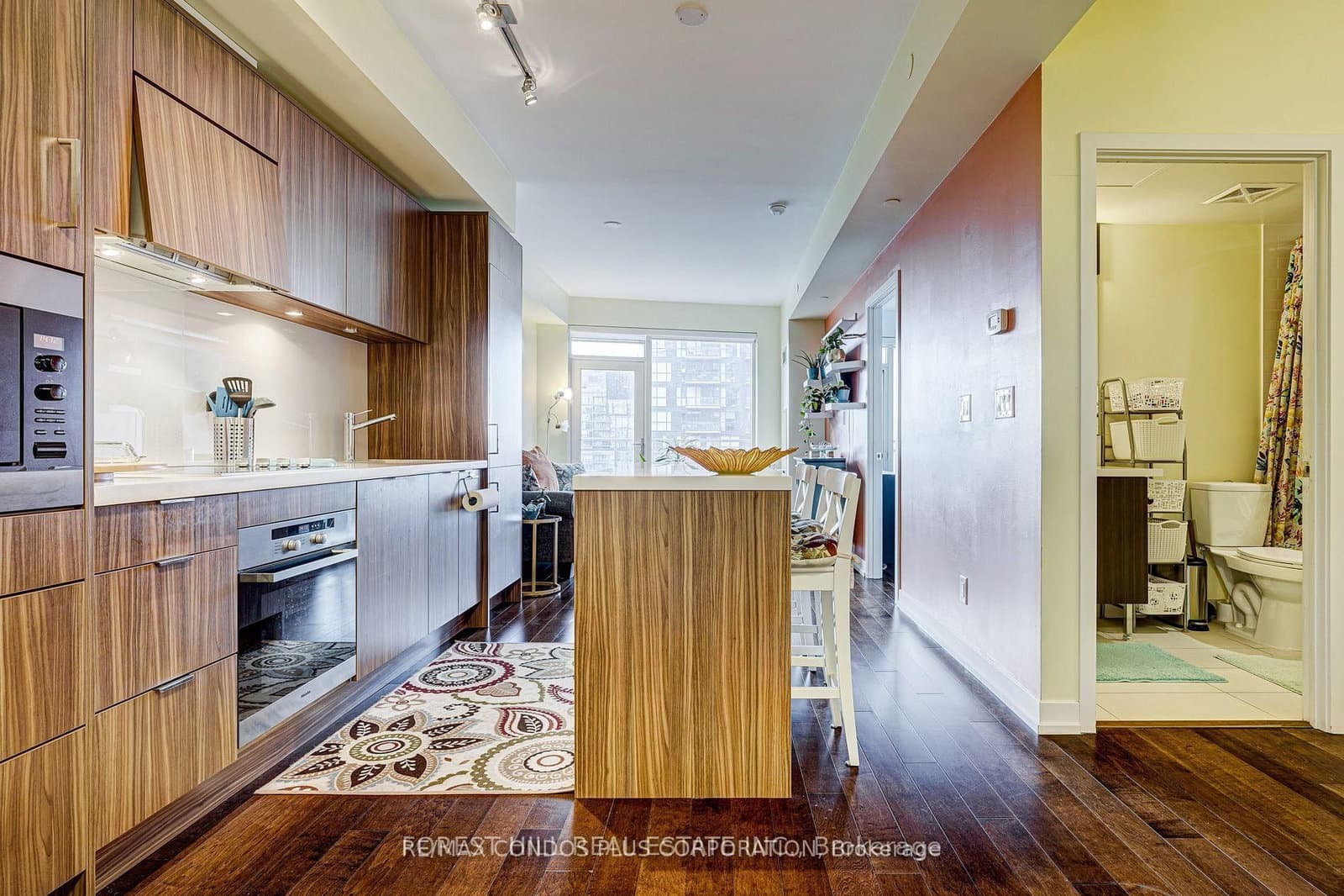 21 Widmer Street, Unit 2912 thumbnail 5
