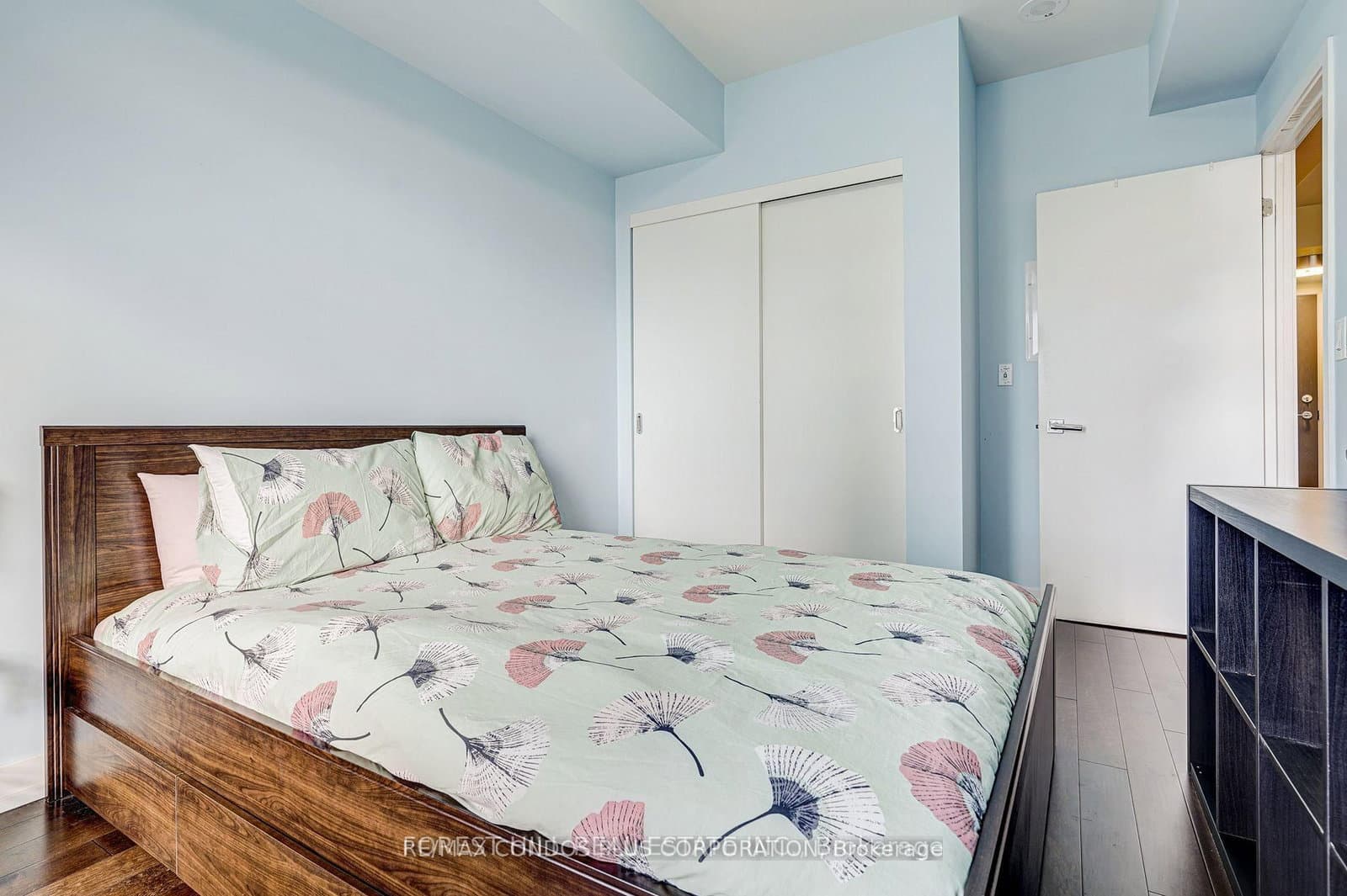 21 Widmer Street, Unit 2912 thumbnail 9