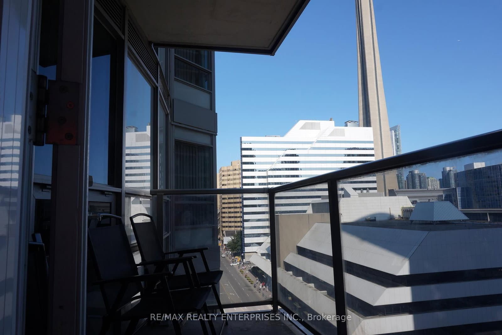20 Blue Jays Way, Unit 1017 thumbnail 11