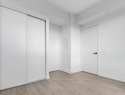108 Peter Street, Unit 2011 thumbnail 4