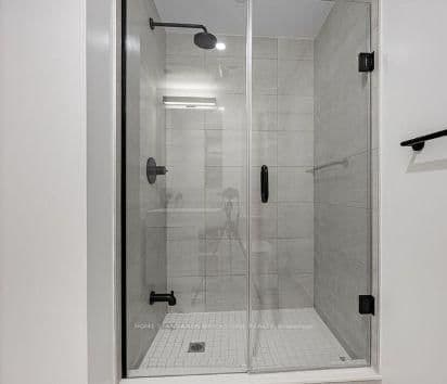 108 Peter Street, Unit 2011 thumbnail 5