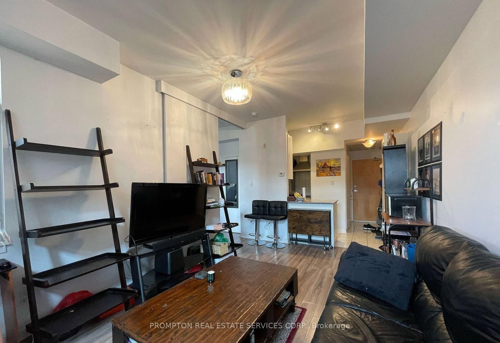 550 Front Street W, Unit 419 thumbnail 3