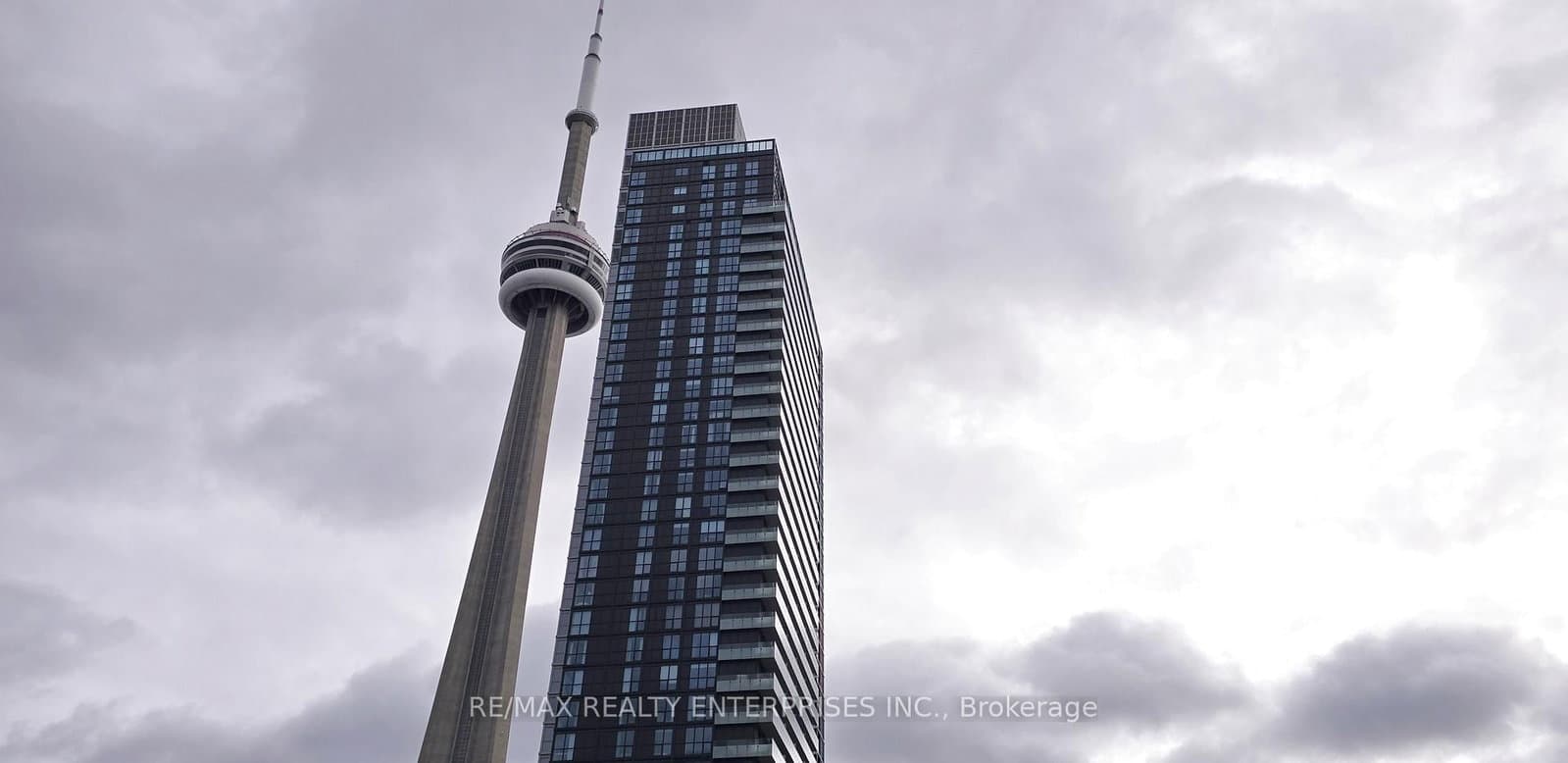 250 Wellington Street W, Unit 1435 thumbnail 24