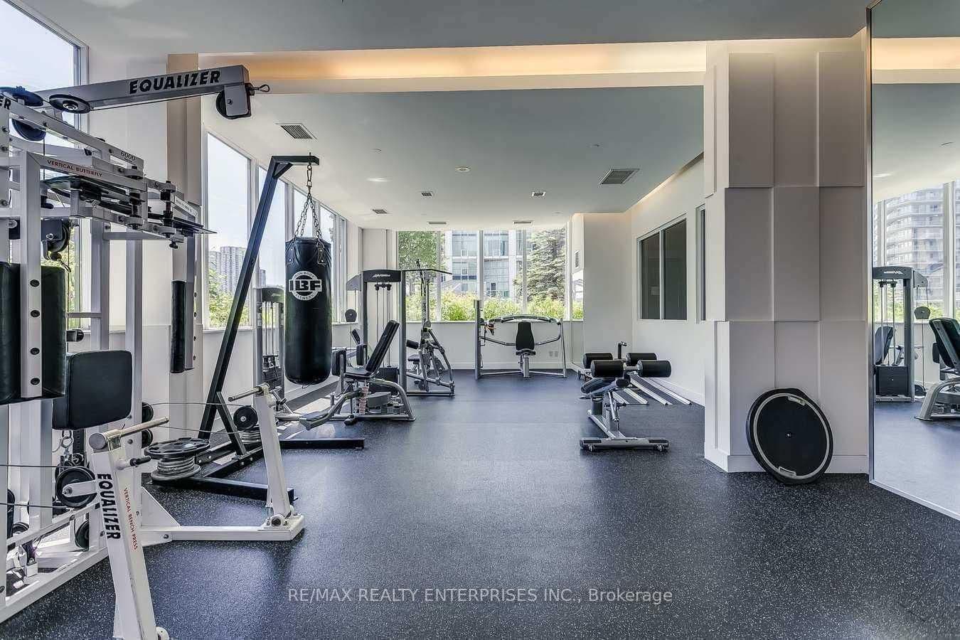 250 Wellington Street W, Unit 1435 thumbnail 41