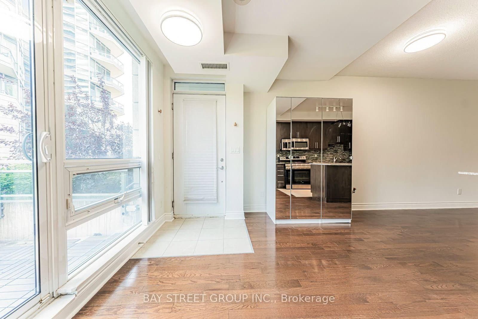31 Olive Avenue, Unit 221 thumbnail 14