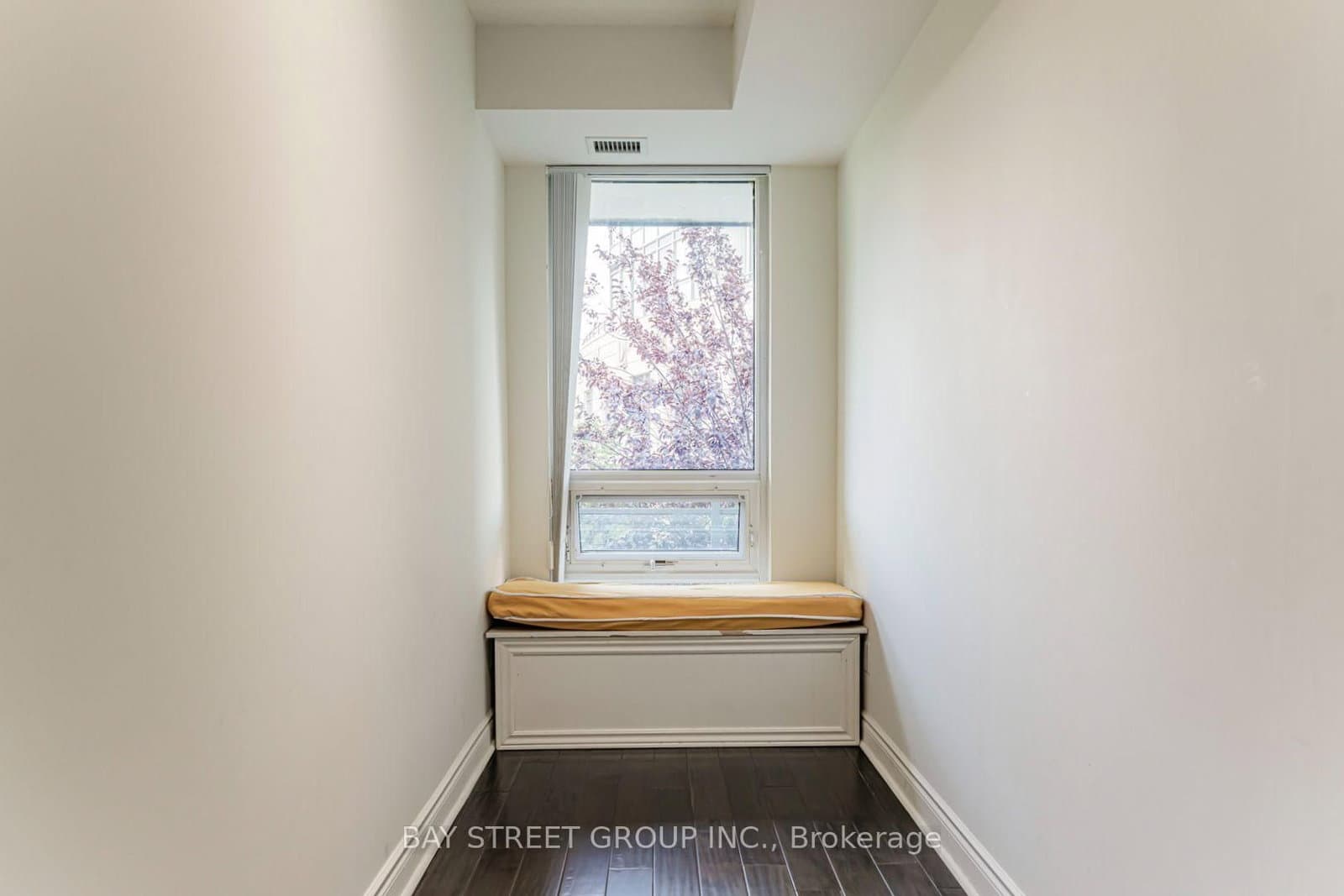 31 Olive Avenue, Unit 221 thumbnail 35