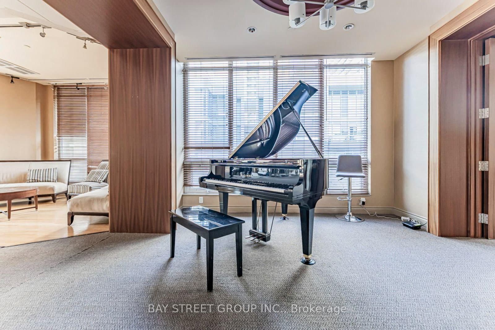 31 Olive Avenue, Unit 221 thumbnail 50