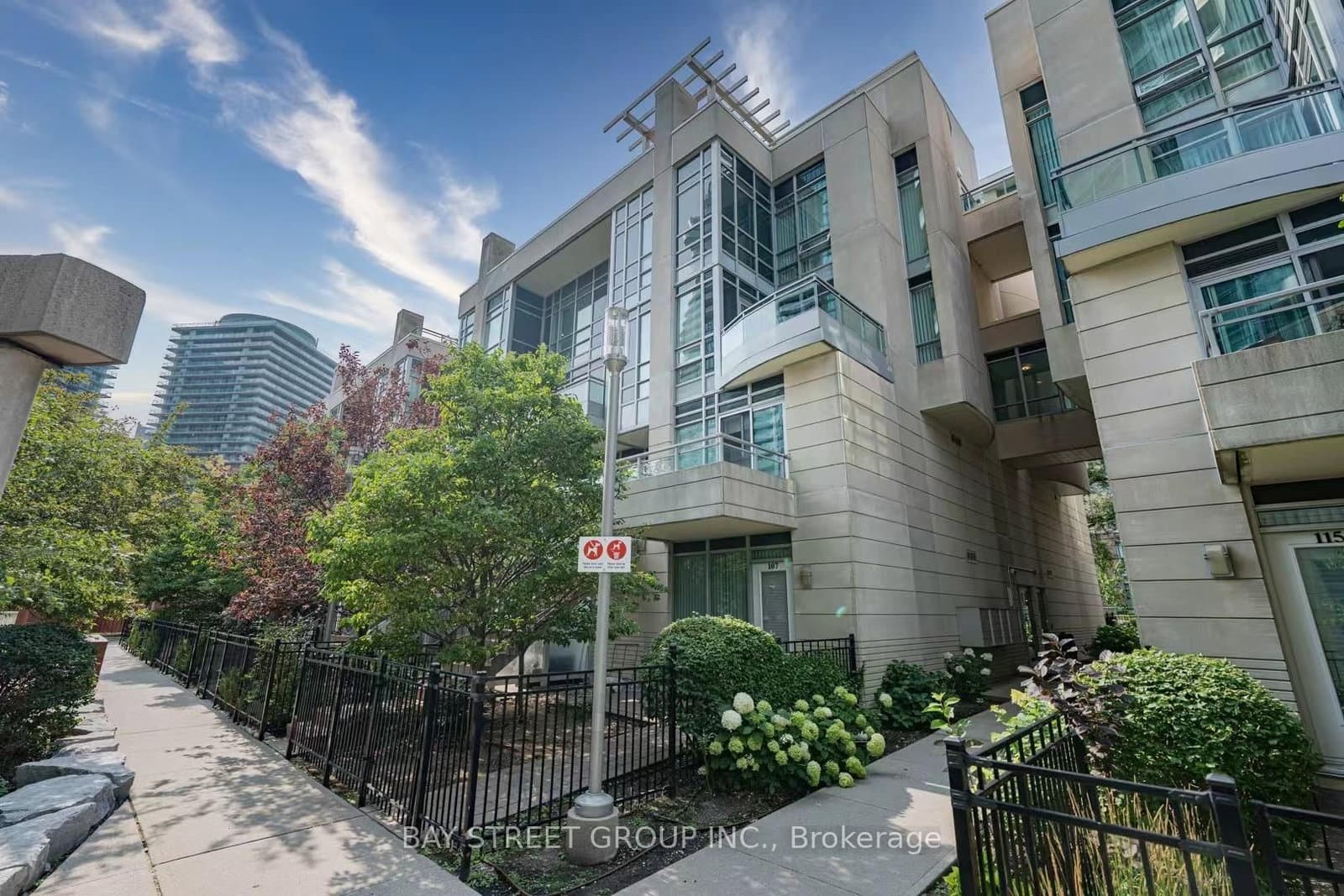 31 Olive Avenue, Unit 221 thumbnail 7