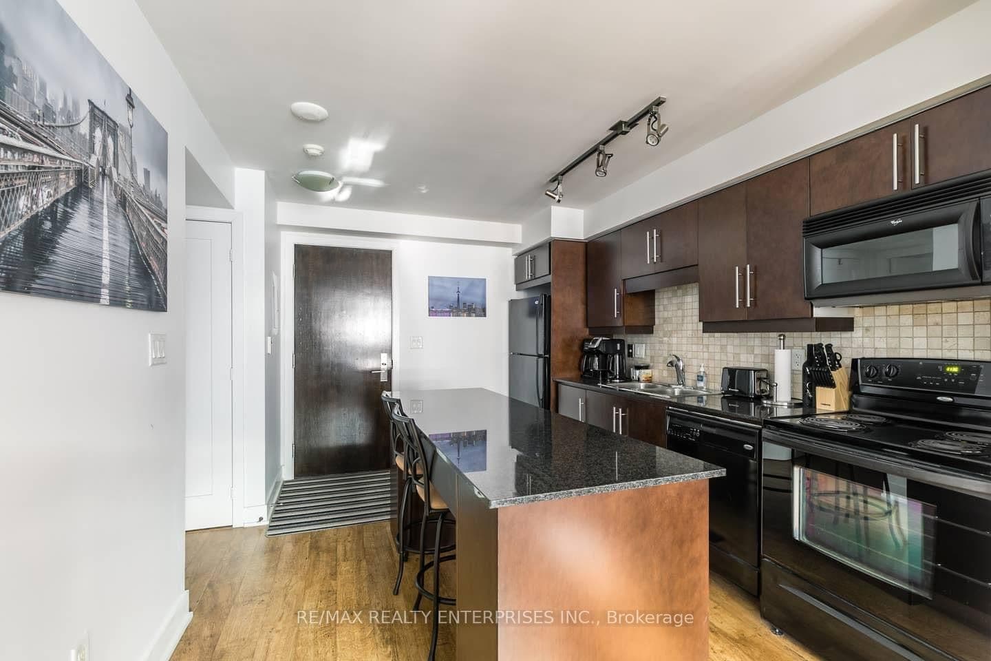 20 Blue Jays Way, Unit 1109 thumbnail 23