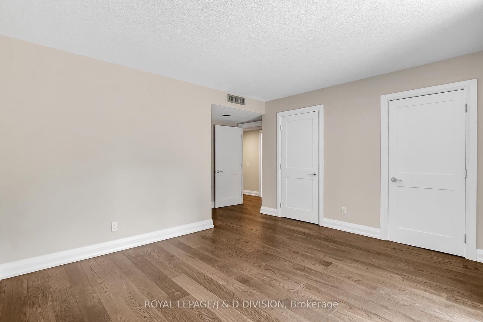 25 George Street, Unit 405 thumbnail 30
