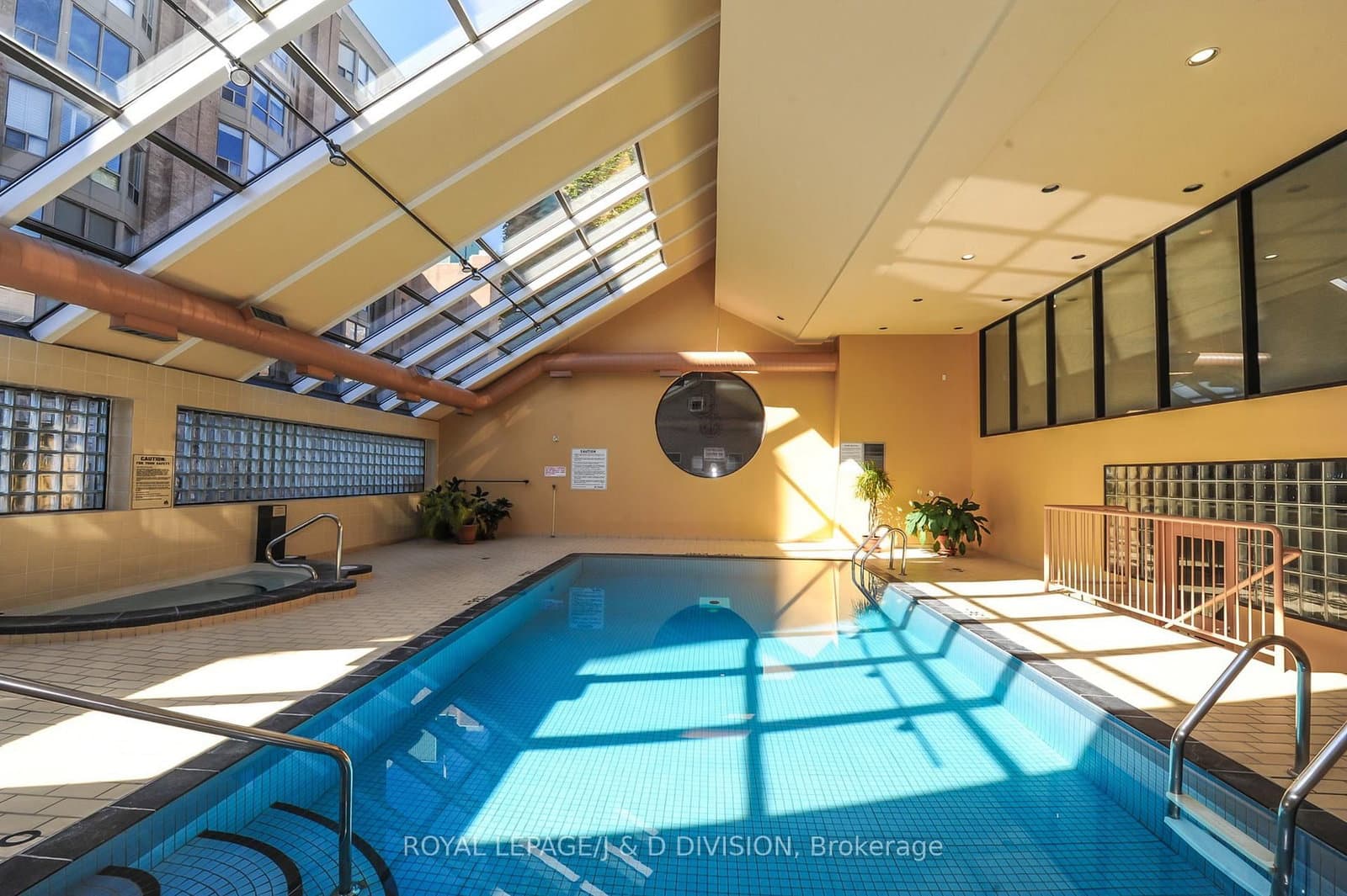 25 George Street, Unit 405 thumbnail 35